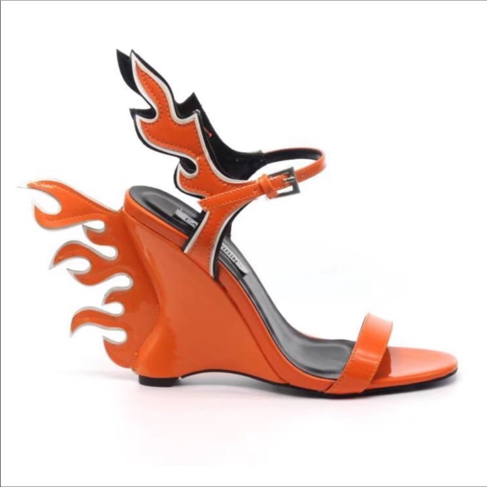 Orange & Black Flamed wedges. - Picture 2 of 6